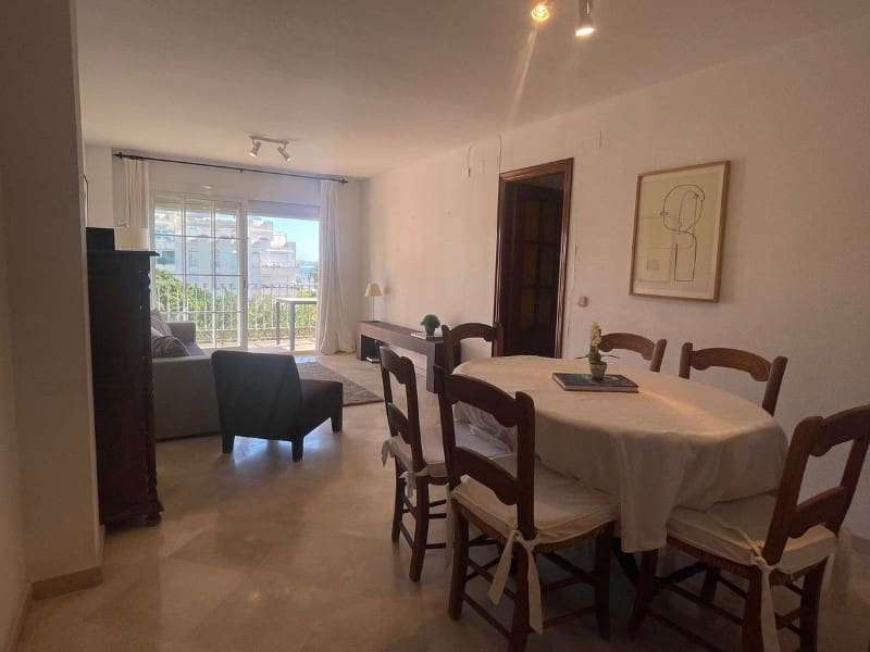 3 quarto Apartamento para arrendar em Marbella com piscina garagem - 3 000 € (Ref: 9471438)
