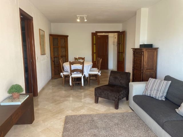 3 quarto Apartamento para arrendar em Marbella Centro, Marbella com piscina garagem - 3 000 € (Ref: 9471438)
