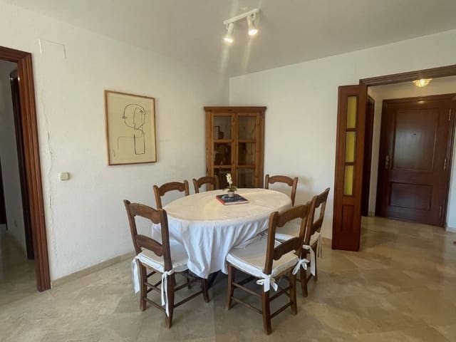 3 quarto Apartamento para arrendar em Marbella Centro, Marbella com piscina garagem - 3 000 € (Ref: 9471438)