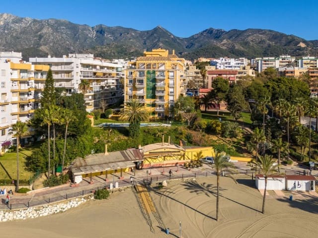3 quarto Apartamento para arrendar em Marbella Centro, Marbella com piscina garagem - 3 000 € (Ref: 9471438)