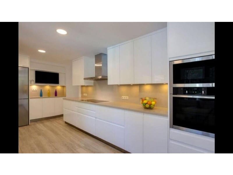 6 quarto Moradia para arrendar em Marbella com piscina garagem - 15 000 € (Ref: 9471441)