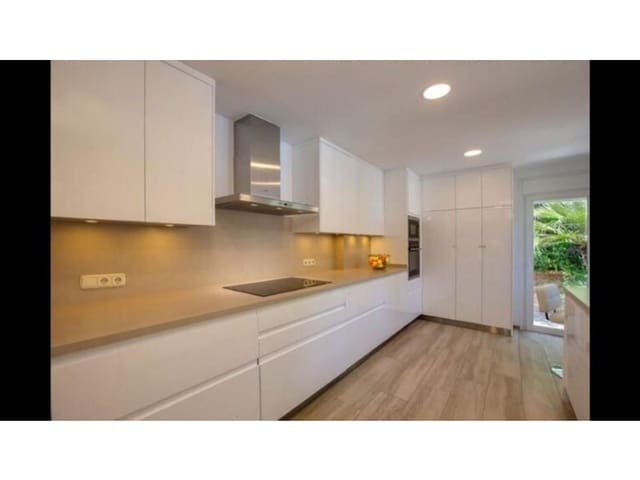 6 quarto Moradia para arrendar em Marbella Centro, Marbella com piscina garagem - 15 000 € (Ref: 9471441)