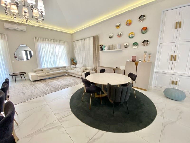 Chalet de 4 habitaciones en San Pedro de Alcantara en alquiler con piscina garaje - 8.000 € (Ref: 9471442)