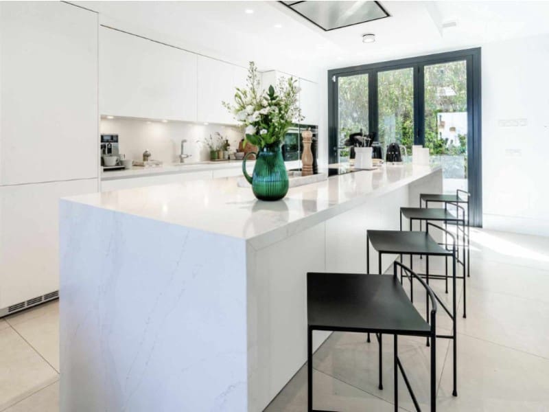 4 makuuhuone Huvila vuokrattavana paikassa Nueva Andalucia - 15 000 € (Ref: 9471448)