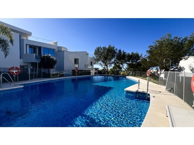 3 quarto Moradia Geminada para arrendar em Marbella Centro, Marbella com piscina garagem - 8 000 € (Ref: 9471449)