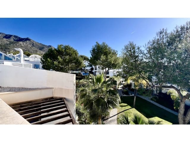 3 quarto Moradia Geminada para arrendar em Marbella Centro, Marbella com piscina garagem - 8 000 € (Ref: 9471449)