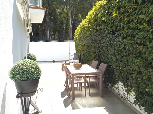 Chalet de 4 habitaciones en San Pedro de Alcantara, Marbella en alquiler con piscina garaje - 6.600 € (Ref: 9471450)