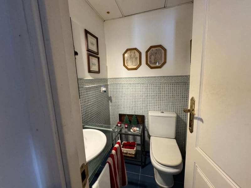 4 makuuhuone Paritalo vuokrattavana paikassa Nueva Andalucia mukana uima-altaan 
autotalli - 3 500 € (Ref: 9471454)