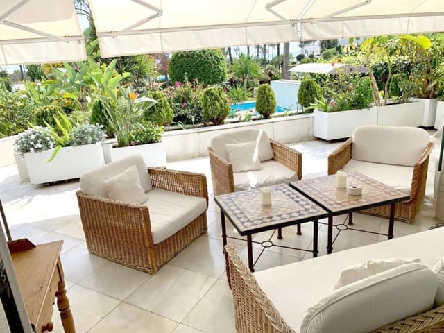 3 sovrum Strandlägenhet att hyra i Nueva Andalucia, Marbella med pool garage - 4 700 € (Ref: 9471459)