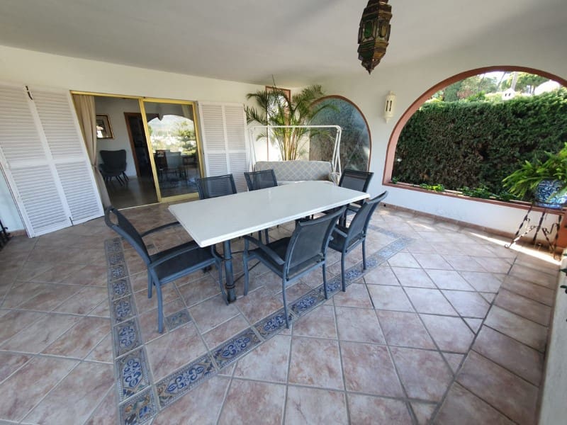 4 bedroom Villa for rent in Nueva Andalucia with pool garage - € 7,500 (Ref: 9471461)