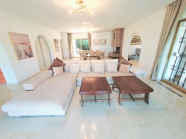 4 bedroom Villa for rent in Nueva Andalucia, Marbella with pool garage - € 7,500 (Ref: 9471461)