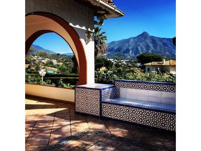 4 bedroom Villa for rent in Nueva Andalucia, Marbella with pool garage - € 7,500 (Ref: 9471461)
