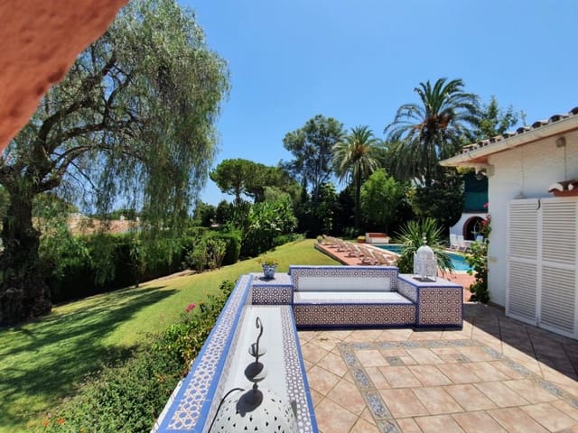 4 bedroom Villa for rent in Nueva Andalucia, Marbella with pool garage - € 7,500 (Ref: 9471461)