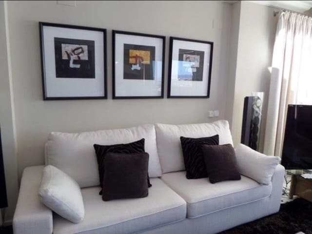 3 bedroom Penthouse for rent in Nueva Andalucia, Marbella with pool garage - € 3,950 (Ref: 9471466)