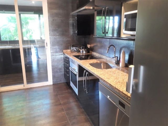 3 bedroom Penthouse for rent in Nueva Andalucia, Marbella with pool garage - € 3,500 (Ref: 9471467)