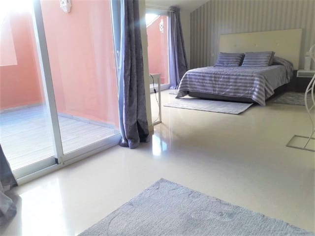 3 bedroom Penthouse for rent in Nueva Andalucia, Marbella with pool garage - € 3,500 (Ref: 9471467)