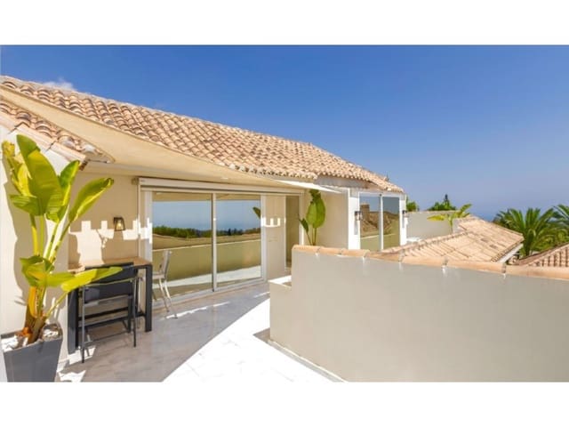 3 quarto Penthouse para arrendar em Marbella Centro, Marbella com piscina garagem - 6 000 € (Ref: 9471471)