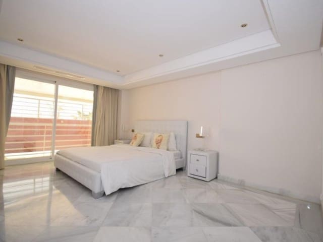 2 makuuhuone Huoneisto vuokrattavana paikassa Marbella Centro, Marbella mukana uima-altaan 
autotalli - 3 000 € (Ref: 9471472)