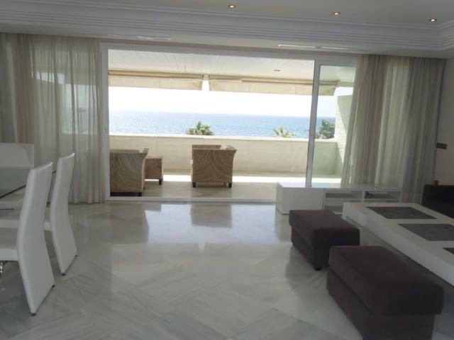 2 makuuhuone Huoneisto vuokrattavana paikassa Marbella Centro, Marbella mukana uima-altaan 
autotalli - 3 000 € (Ref: 9471472)