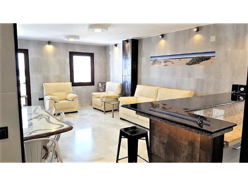 2 bedroom Apartment for rent in Nueva Andalucia - € 1,850 (Ref: 9471476)