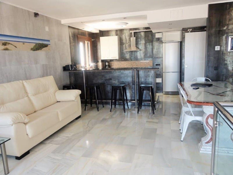 2 bedroom Apartment for rent in Nueva Andalucia - € 1,850 (Ref: 9471476)