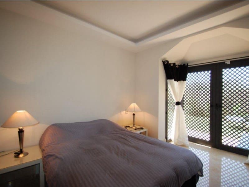 5 soverom Villa til leie i Marbella med svømmebasseng garasje - € 14 000 (Ref: 9471479)