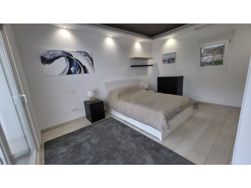 3 bedroom Apartment for rent in Nueva Andalucia with pool garage - € 4,500 (Ref: 9471480)