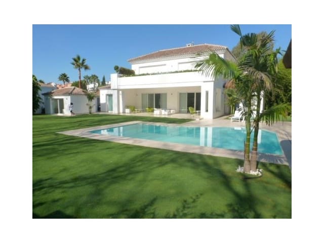 Chalet de 5 habitaciones en San Pedro de Alcantara, Marbella en alquiler con piscina garaje - 12.500 € (Ref: 9471481)