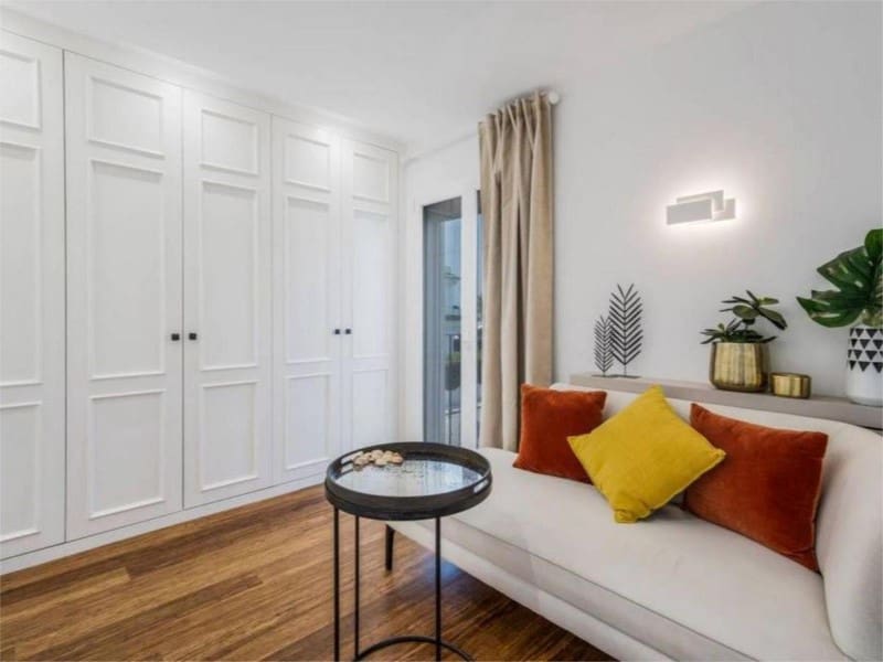 4 soverom Leilighet til leie i Marbella - € 2 250 (Ref: 9473138)