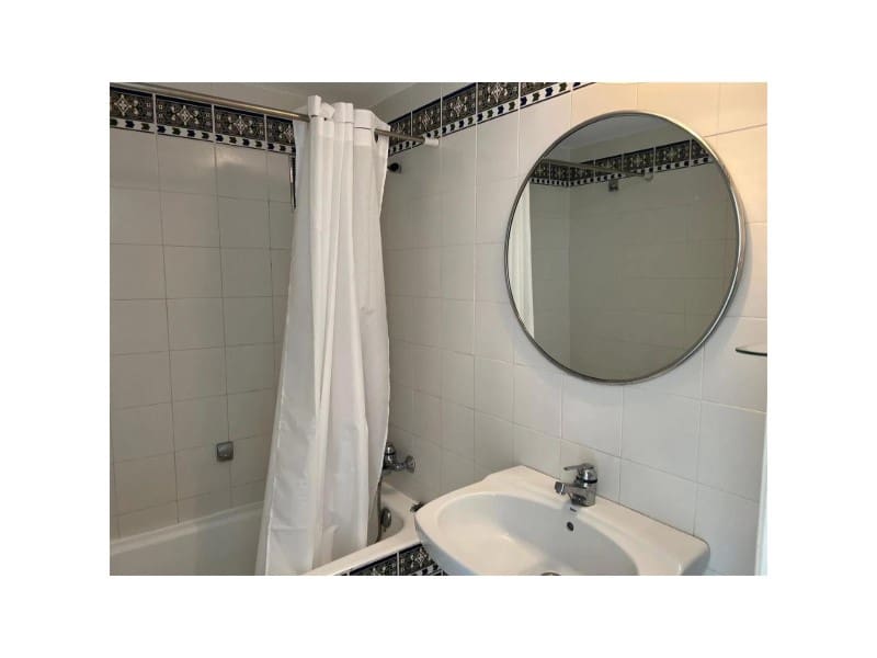 2 bedroom Flat for rent in Nueva Andalucia with pool garage - € 2,200 (Ref: 9473140)