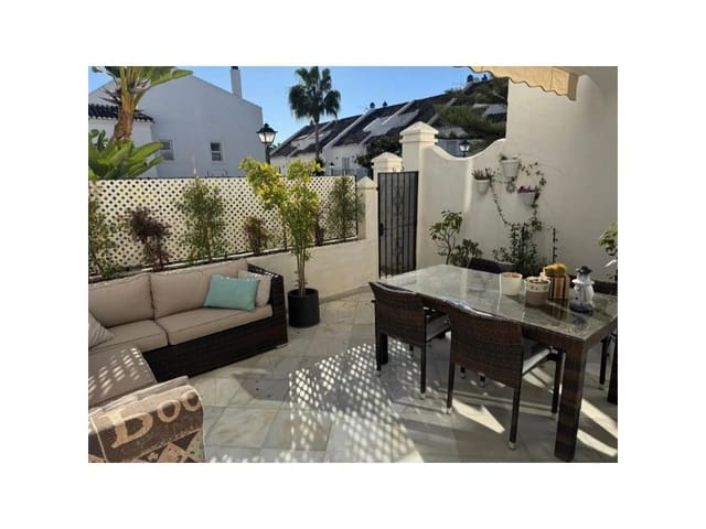 4 bedroom Villa for rent in Golden Mile, Marbella with pool garage - € 5,000 (Ref: 9473141)