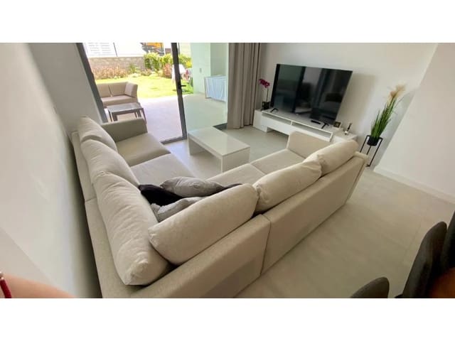 3 bedroom Flat for rent in Selwo, Estepona with pool garage - € 3,000 (Ref: 9473144)