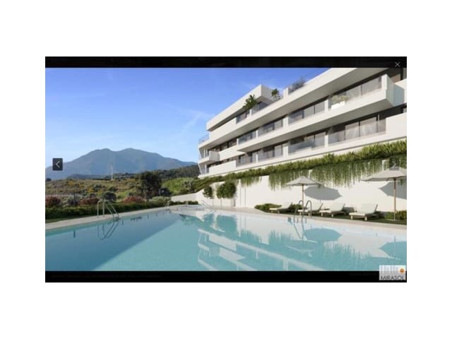Penthouse de 3 chambres à louer à Estepona Pueblo, Estepona - 2 800 € (Ref: 9473201)