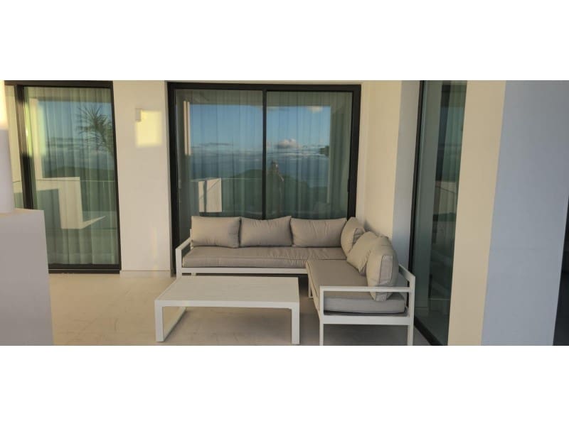 2 makuuhuone Huoneisto vuokrattavana paikassa Nueva Andalucia mukana 
autotalli - 4 500 € (Ref: 9485264)