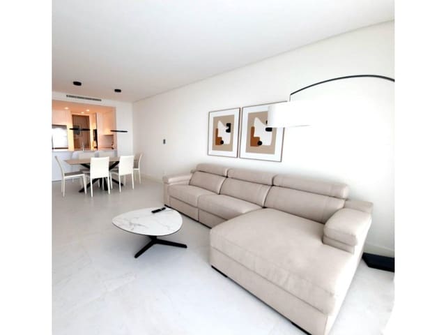 2 makuuhuone Huoneisto vuokrattavana paikassa Las Brisas, Marbella mukana 
autotalli - 4 500 € (Ref: 9485264)