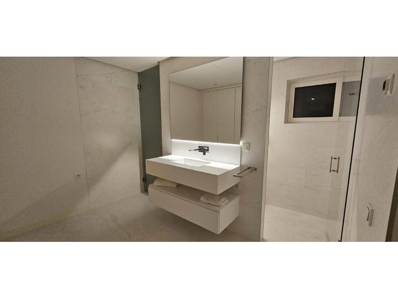 2 makuuhuone Huoneisto vuokrattavana paikassa Nueva Andalucia mukana 
autotalli - 4 500 € (Ref: 9485264)