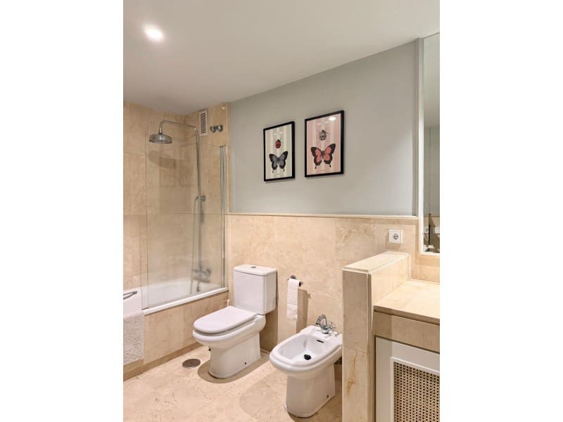 3 bedroom Apartment for rent in Marbella with garage - € 2,500 (Ref: 9516066)