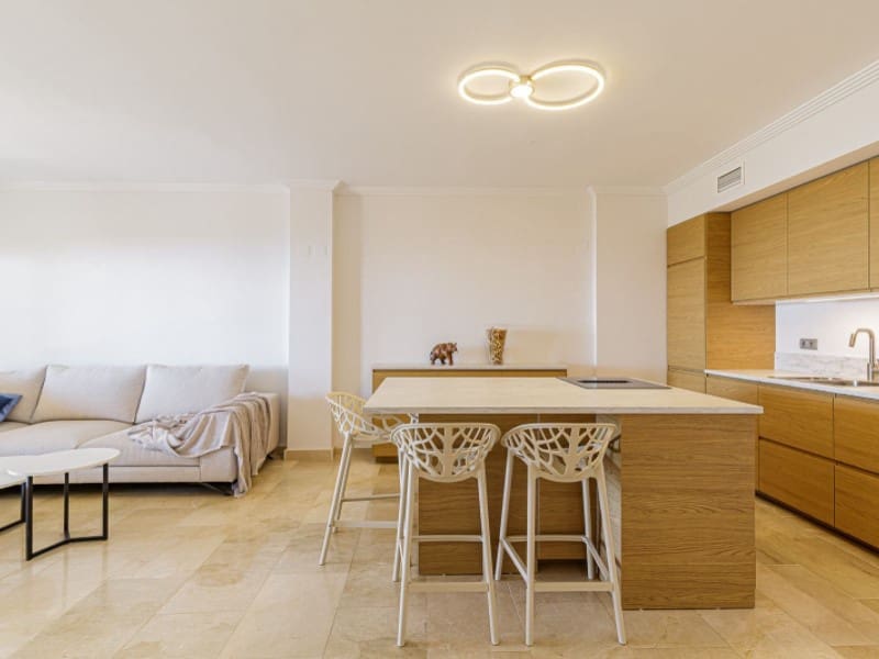 3 bedroom Apartment for rent in Benahavis with garage - € 2,600 (Ref: 9516067)