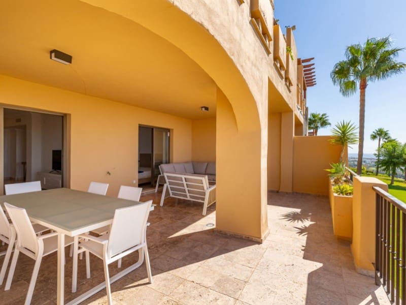 3 bedroom Apartment for rent in Benahavis with garage - € 2,600 (Ref: 9516067)