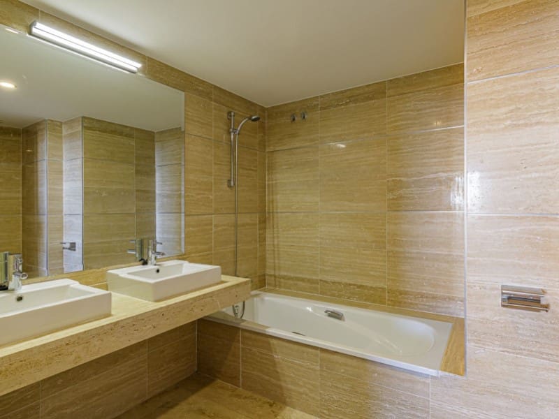 3 bedroom Apartment for rent in Benahavis with garage - € 2,600 (Ref: 9516067)