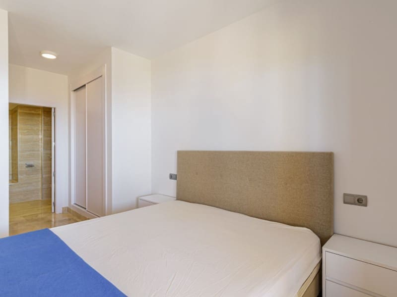 3 bedroom Apartment for rent in Benahavis with garage - € 2,600 (Ref: 9516067)