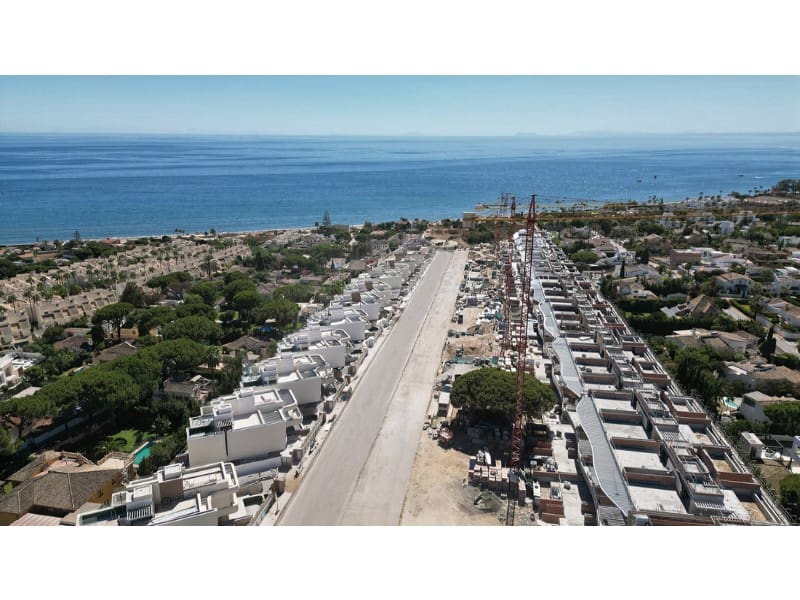 4 soverom Villa til salgs i Marbella med svømmebasseng garasje - € 5 200 000 (Ref: 9551345)