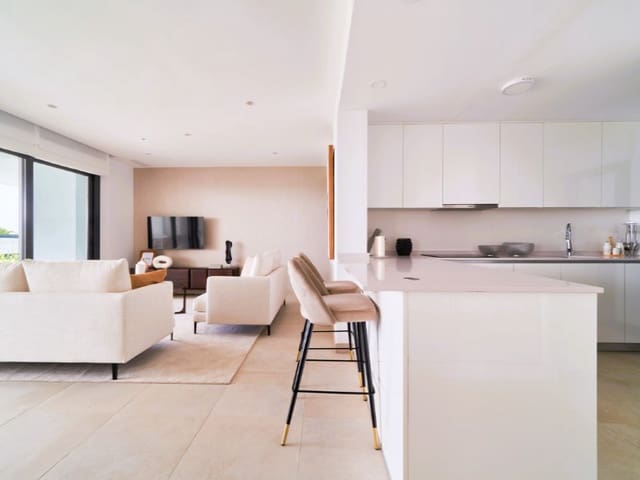 2 soveværelse Lejlighed til salg i Centro ciudad, Fuengirola med swimmingpool garage - € 580.000 (Ref: 9555721)