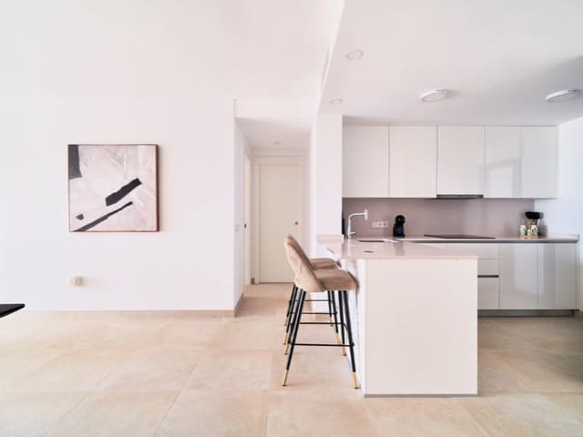 2 soveværelse Lejlighed til salg i Centro ciudad, Fuengirola med swimmingpool garage - € 580.000 (Ref: 9555721)