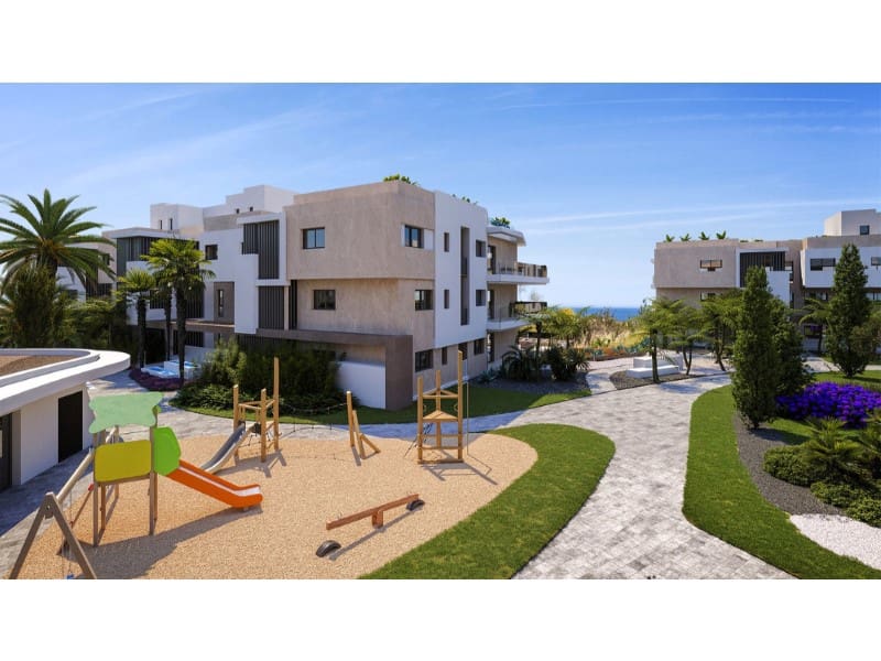 3 Zimmer Villa zu verkaufen in New Golden Mile mit Pool - 1.638.000 € (Ref: 9555772)