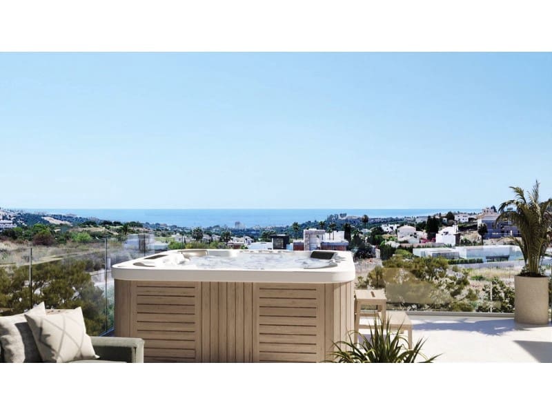 Chalet de 3 habitaciones en Estepona en venta con piscina garaje - 1.800.000 € (Ref: 9555778)