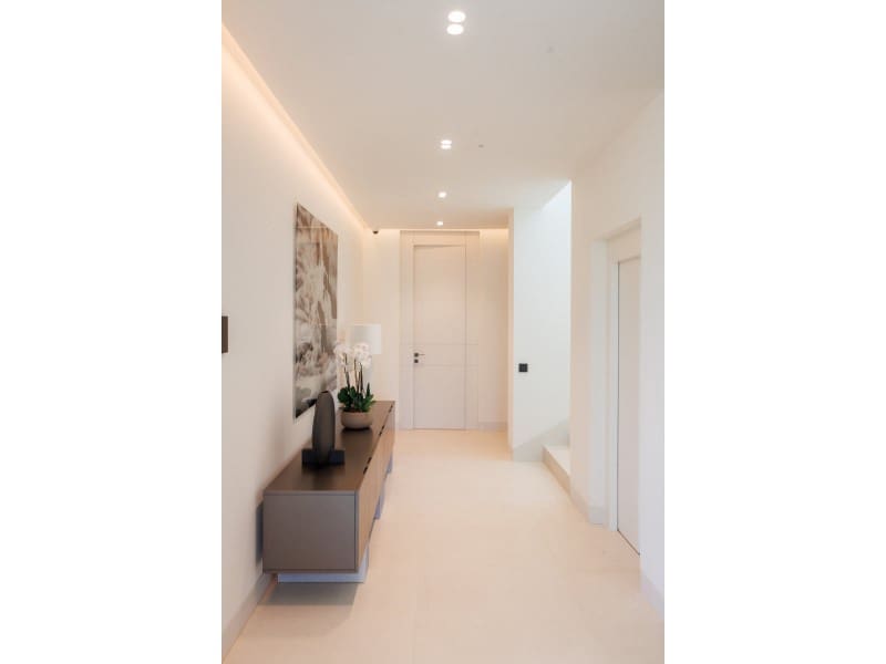 4 Zimmer Villa zu verkaufen in Marbella mit Pool - 4.900.000 € (Ref: 9557898)