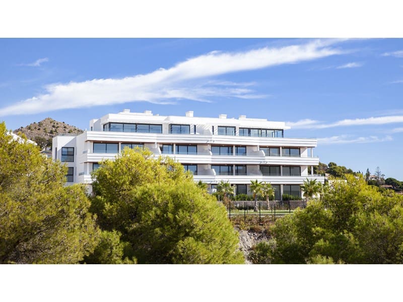 2 soveværelse Lejlighed til salg i Fuengirola med swimmingpool - € 695.000 (Ref: 9557905)