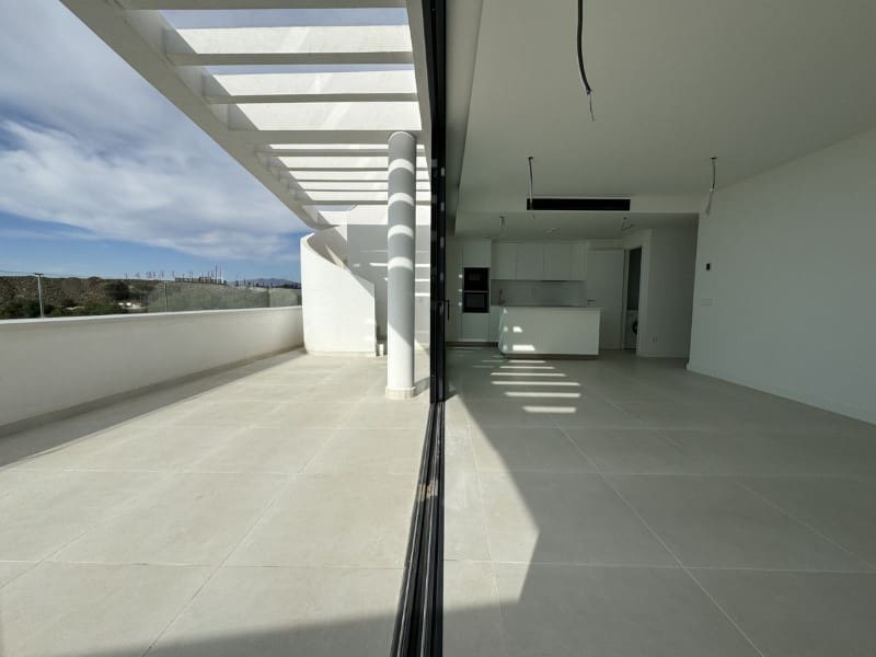 3 soveværelse Lejlighed til salg i Fuengirola med swimmingpool - € 950.000 (Ref: 9557906)