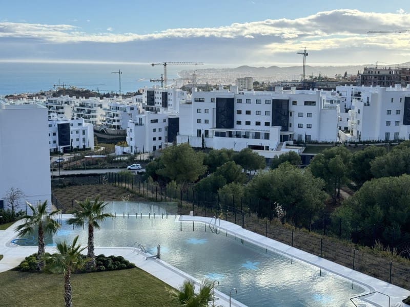 3 soveværelse Lejlighed til salg i Fuengirola med swimmingpool - € 950.000 (Ref: 9557906)
